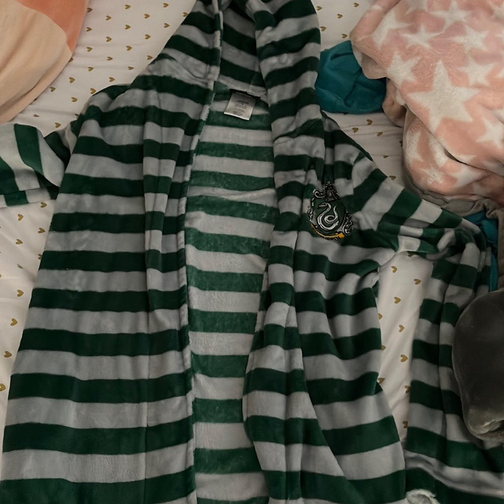 Harry Potter slytherin robe juniors small